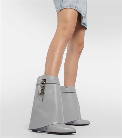 shark lock ankle boots